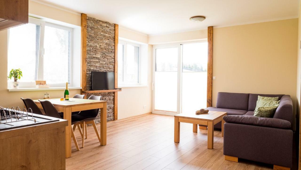 Elejan Apartment Besenova Ngoại thất bức ảnh