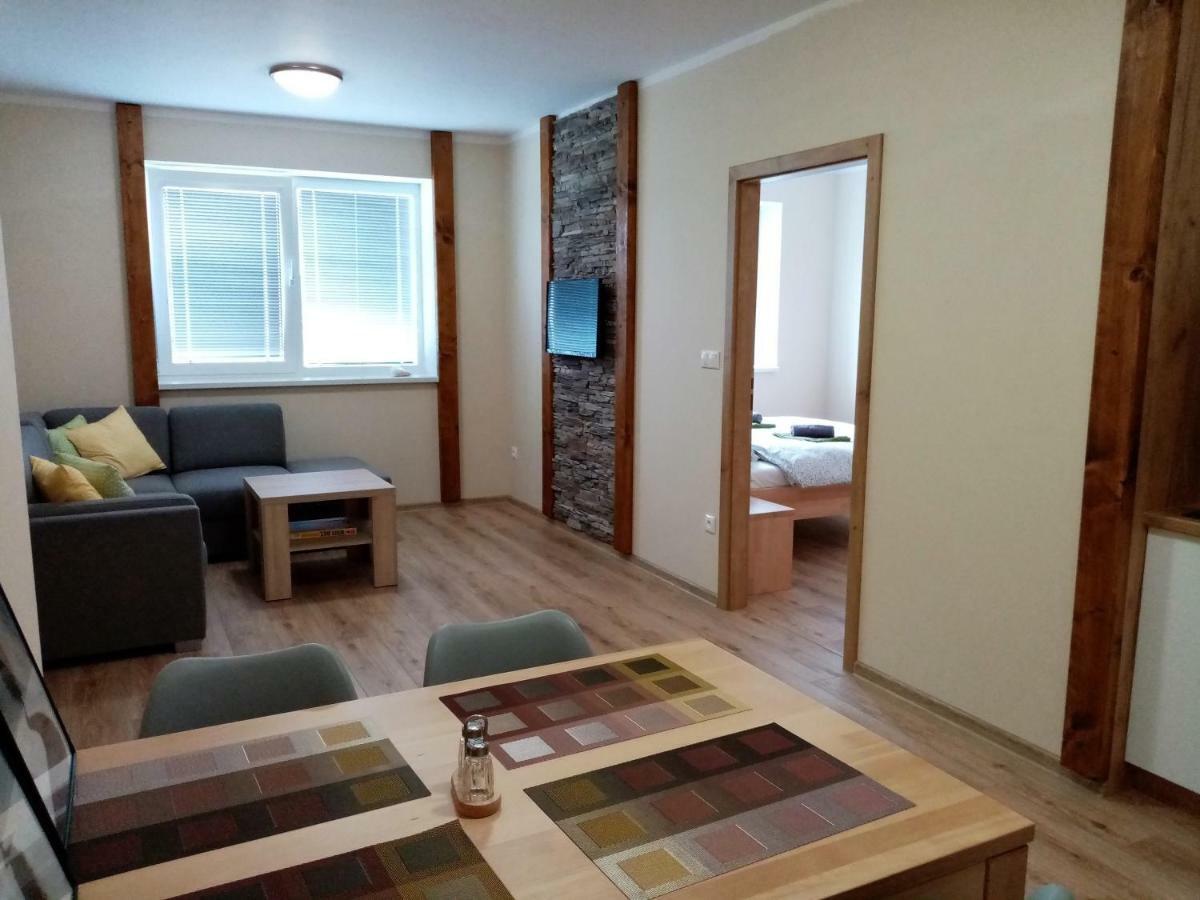 Elejan Apartment Besenova Ngoại thất bức ảnh