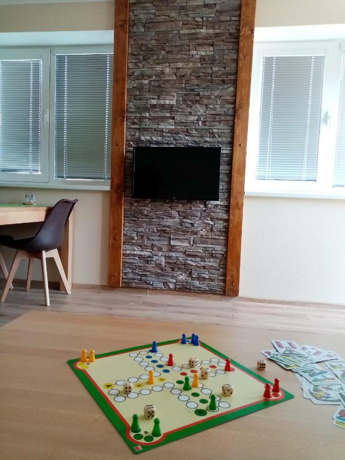 Elejan Apartment Besenova Ngoại thất bức ảnh