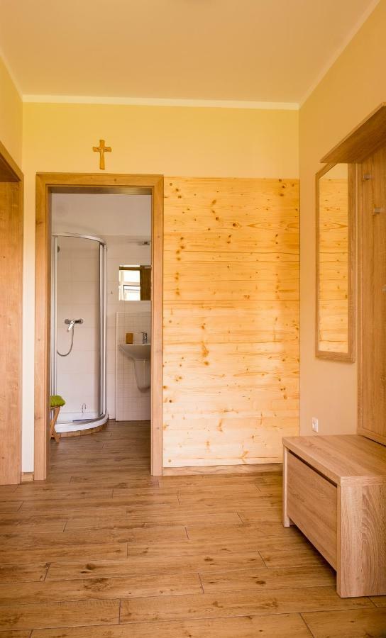 Elejan Apartment Besenova Ngoại thất bức ảnh