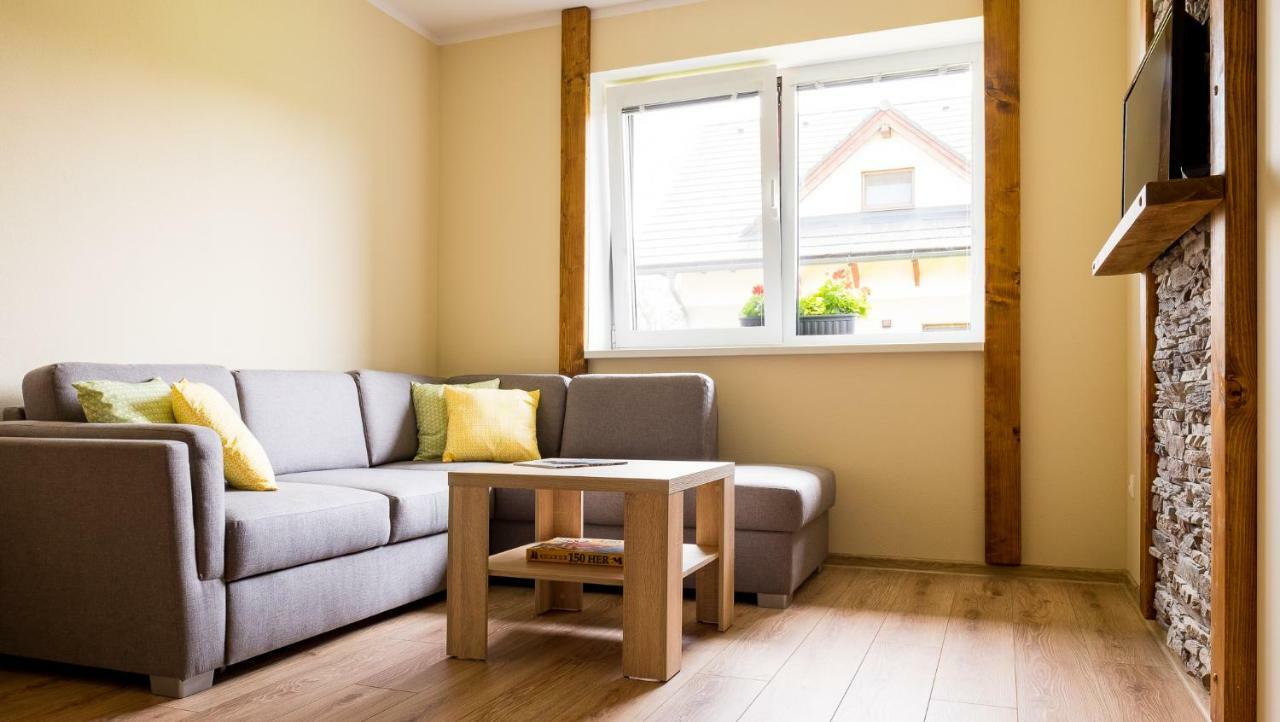 Elejan Apartment Besenova Ngoại thất bức ảnh