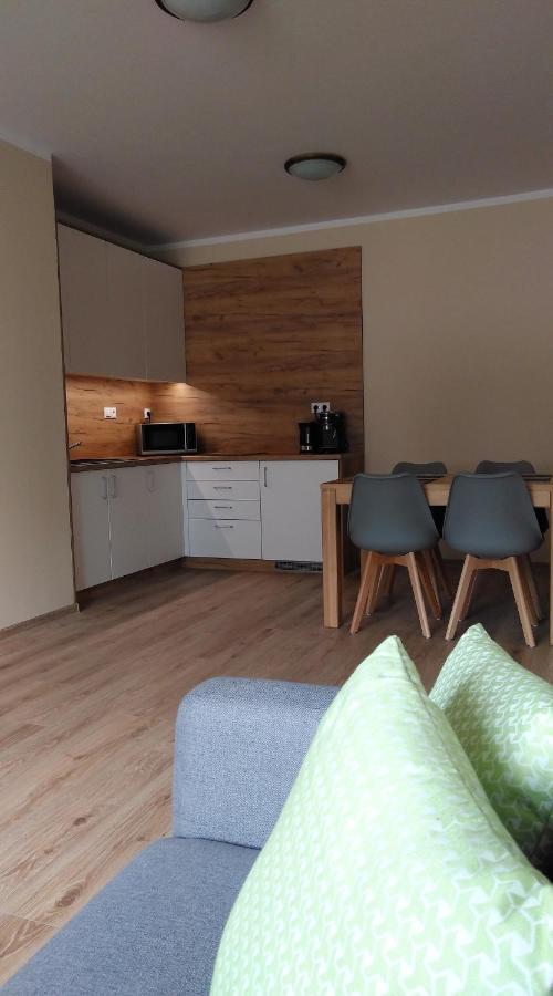 Elejan Apartment Besenova Ngoại thất bức ảnh